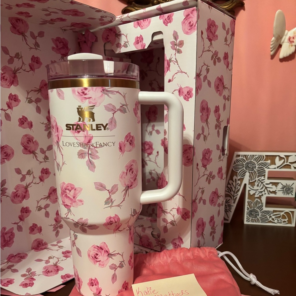 Stanley Ribbon Rosa 40oz NIB